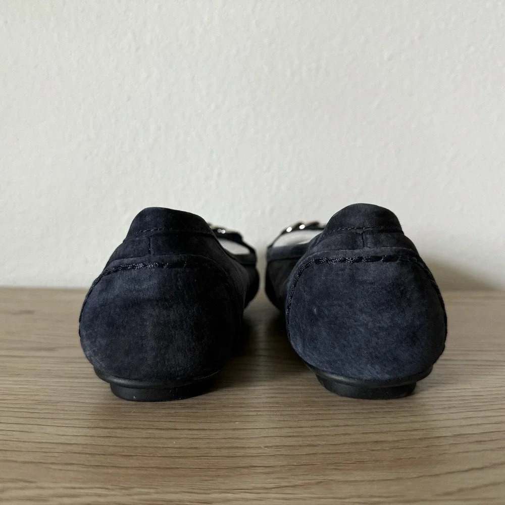 Vionic Mesa Navy Blue Suede Slip On Comfort Loafers‎ Chain Womens Size 9.5 Wide